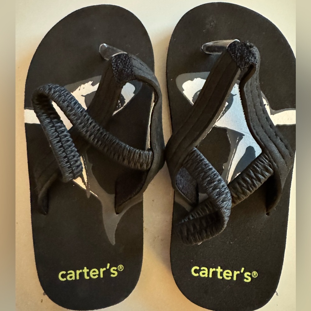 Carter’s Toddler Boys Flip Flops Size 7-8